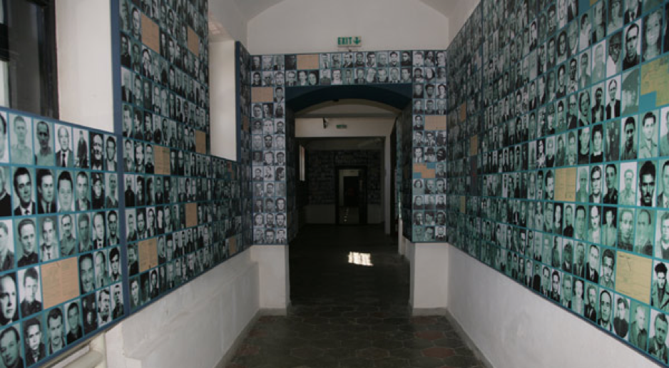 memorial-of-the-victims-of-communism